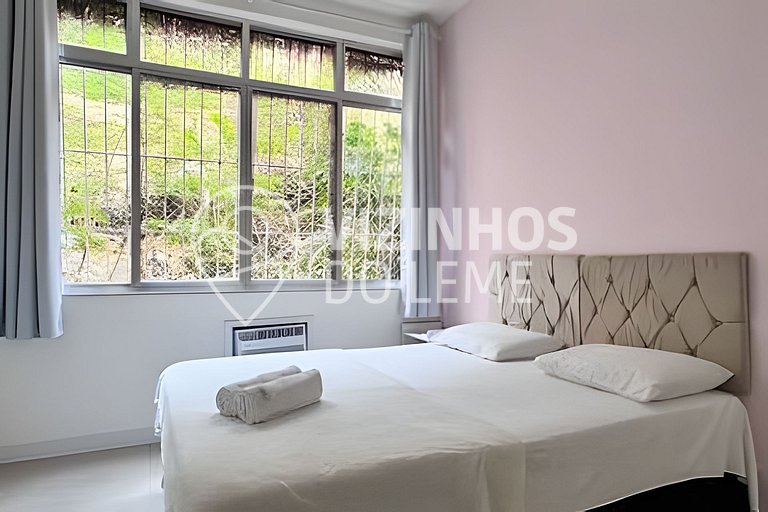 2 Quartos Silencioso pro Verde (100m da praia)