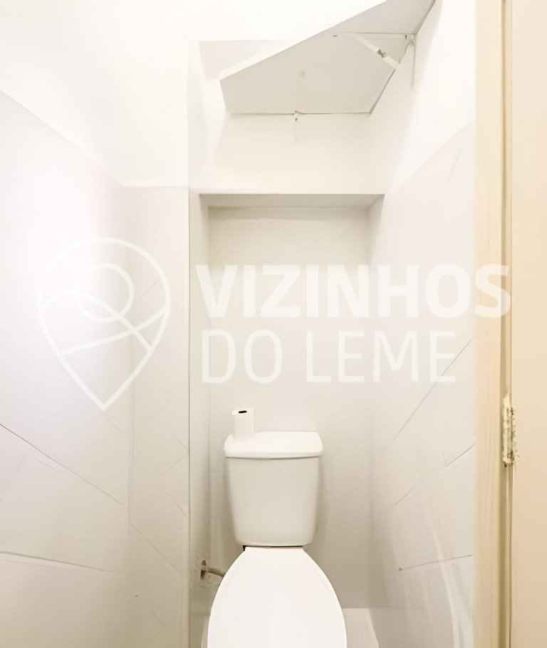 3 Quartos a 1 minuto da praia do Leme