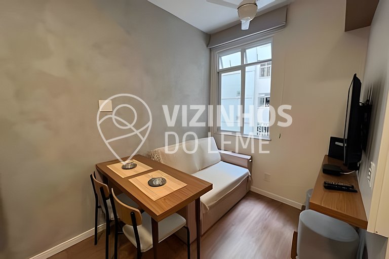Aconchegante apartamento no Leme