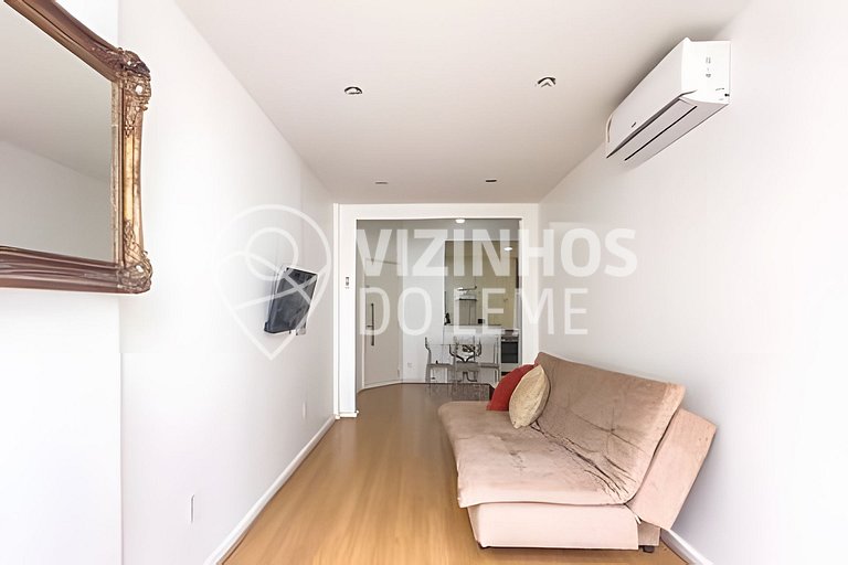 Vista parcial para o mar em apt. aconchegante