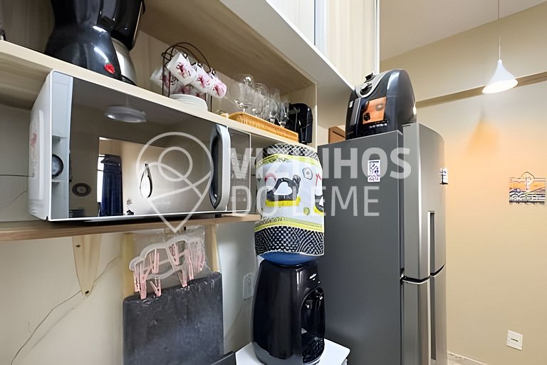 Quarto e sala confortável e muito bem localizado