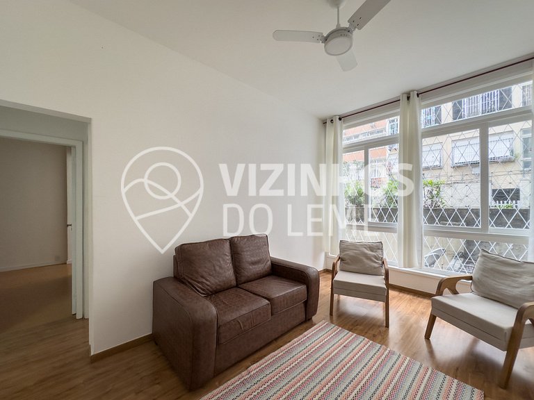 Quiet 2-Bedroom Between Leme and Copacabana