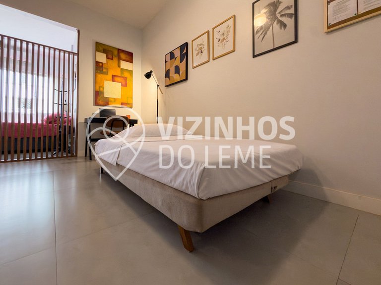 Loft reformado e silencioso a 5 min da praia