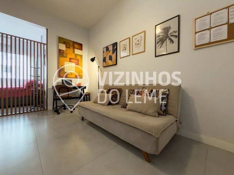 Loft reformado e silencioso a 5 min da praia