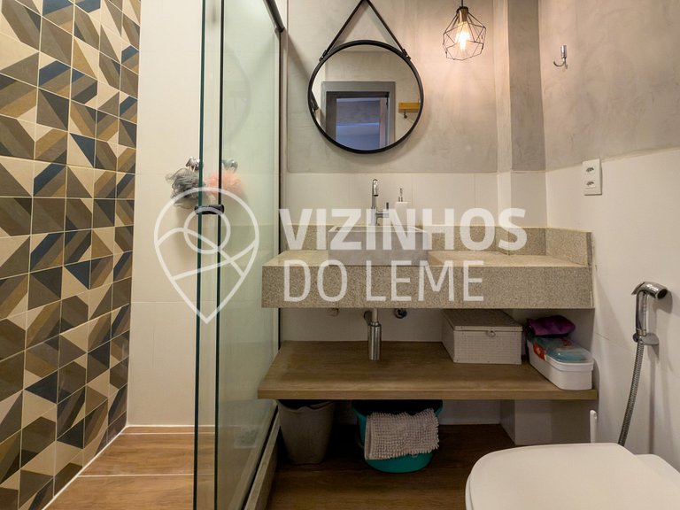 Loft reformado e silencioso a 5 min da praia