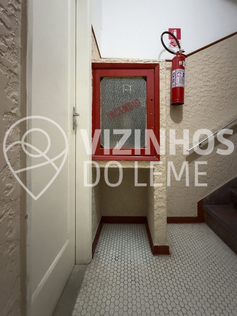 Renovated quiet loft 5 min from Copacabana beach